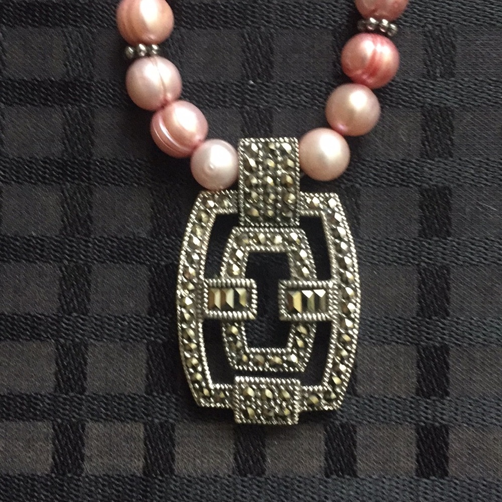 Blush cultured pearls+marcasite pendant necklace